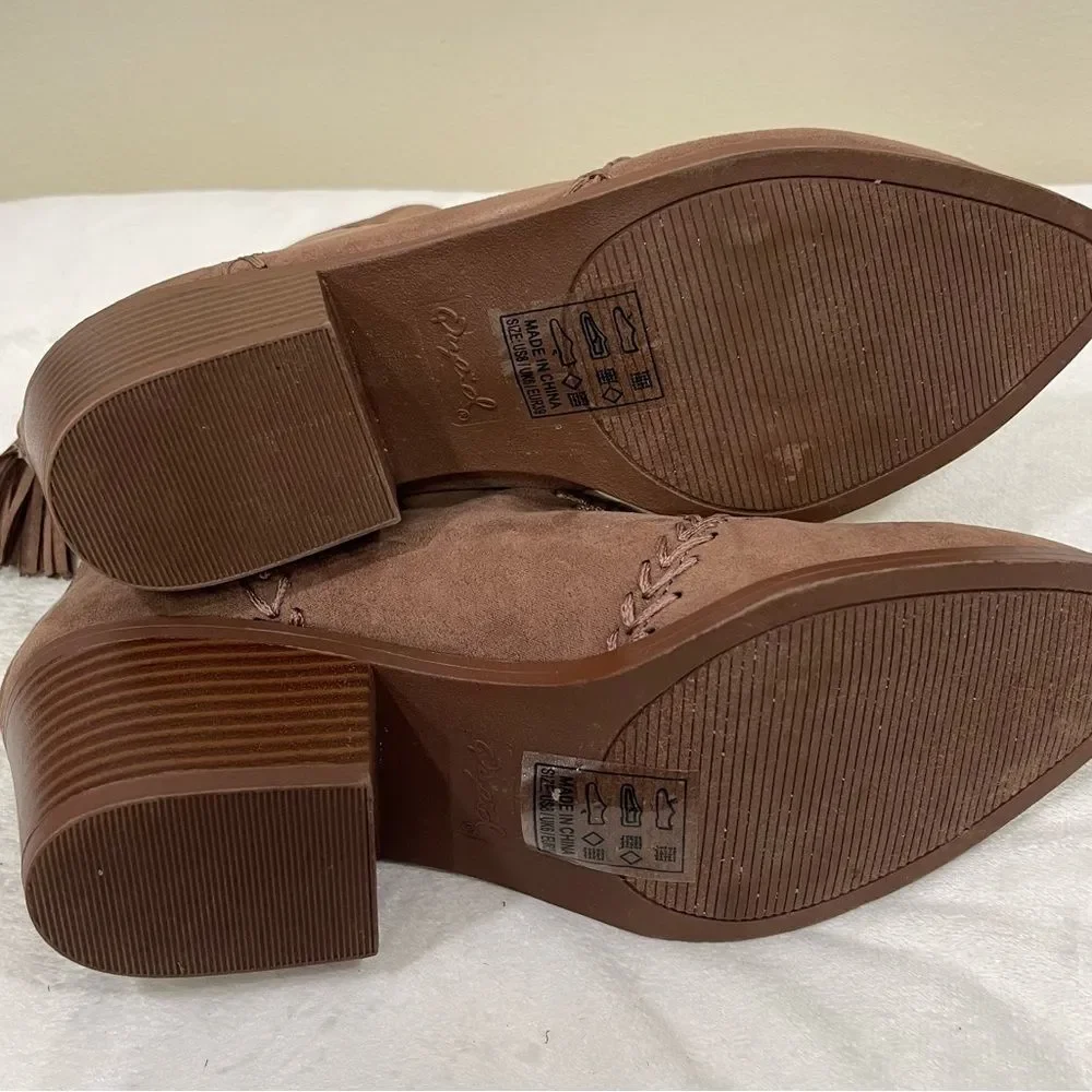 𝅺NWOT Qupid Back Zipper Boots - Picture 4 of 7